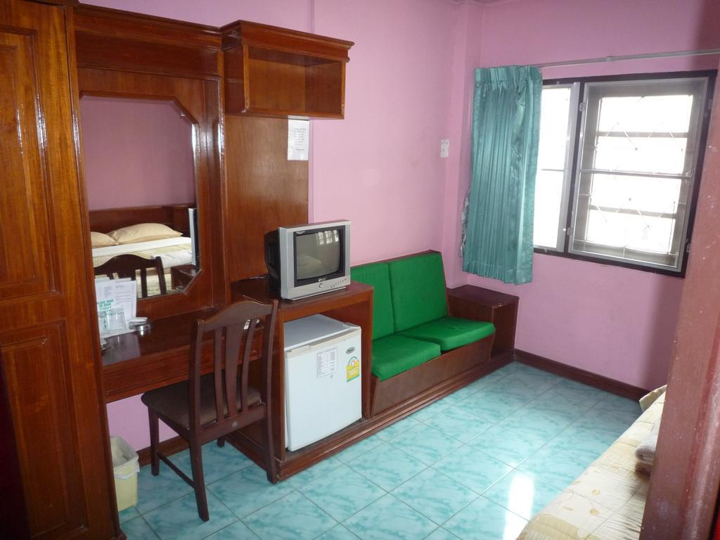 Marina Inn Pattaya Rum bild